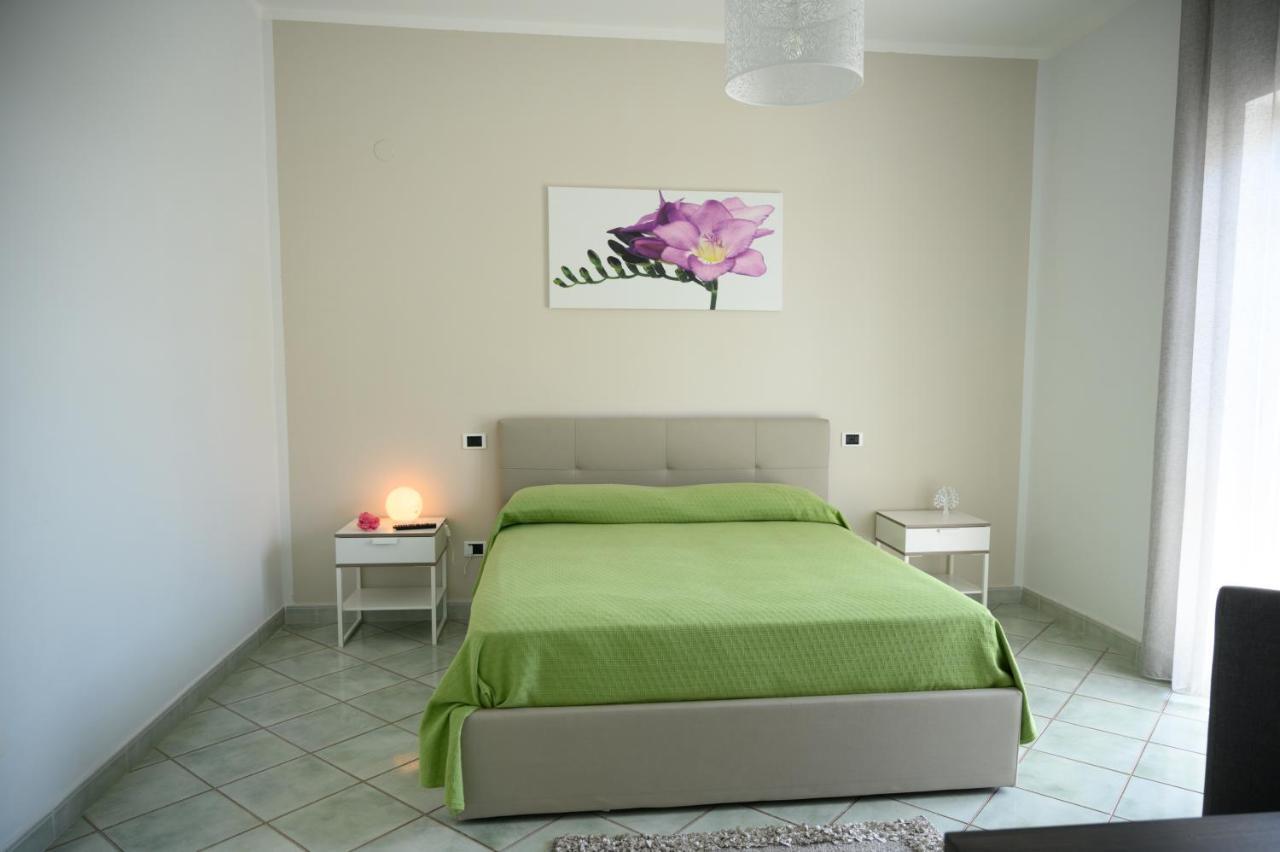 كاستيلاّماري دي ستا Flowers' House المظهر الخارجي الصورة