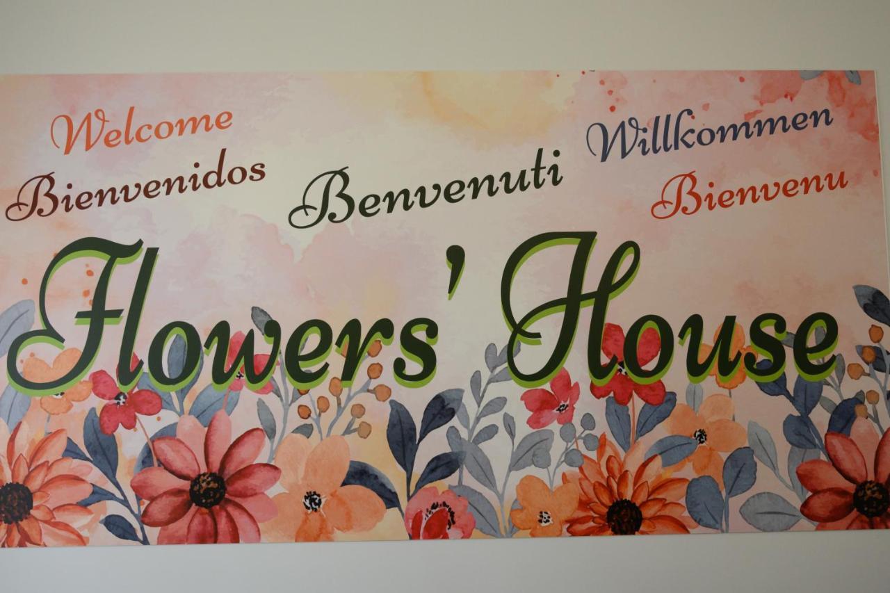كاستيلاّماري دي ستا Flowers' House المظهر الخارجي الصورة